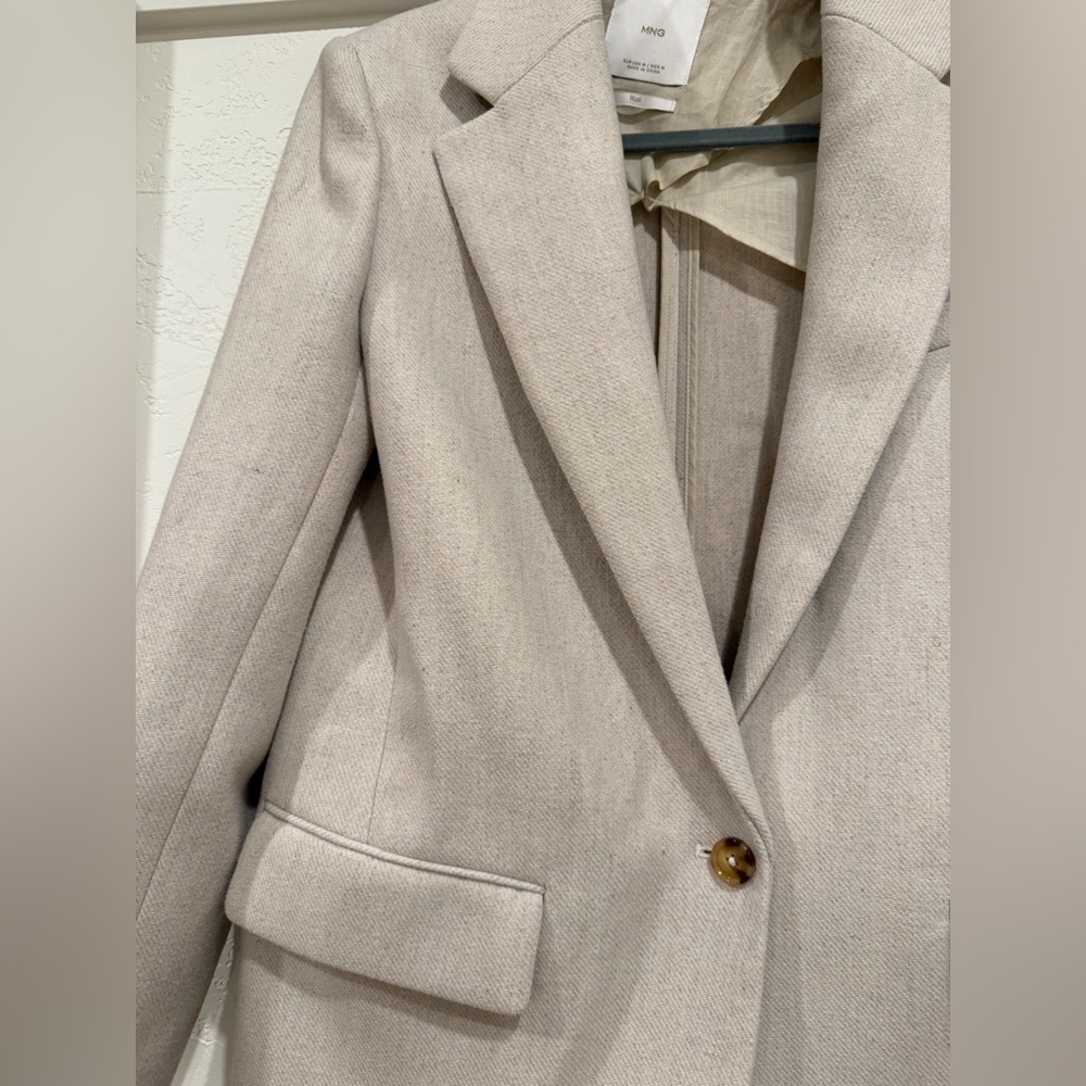 Mango Structured Blazer - Picture 2 of 11